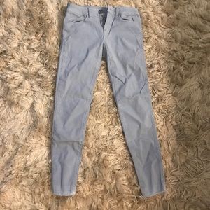 American Eagle Light blue jeans